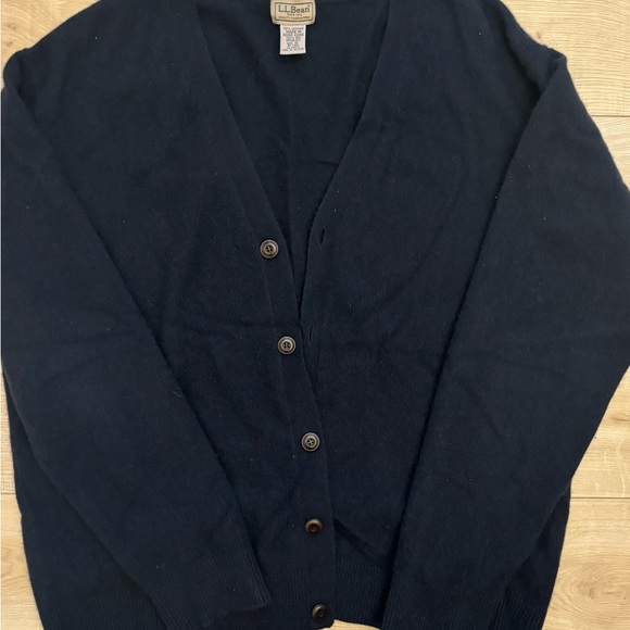 L.L.Bean Black Cashmere Cardigan Vintage LL Bean Cashmere Sweater Size XL - Picture 5 of 8